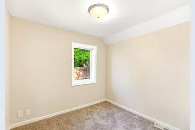 941 Cypress Street, Saint Paul, MN 55106 - Photo 7
