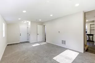 941 Cypress St, Saint Paul, MN 55106 - Photo 3