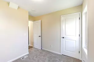 941 Cypress St, Saint Paul, MN 55106 - Photo 9