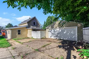 941 Cypress St, Saint Paul, MN 55106 - Photo 15