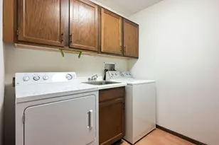 9600 Portland Ave S, Bloomington, MN 55420 - Photo 21