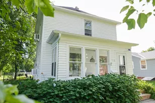 716 Lyndale Ave, Morris, MN 56267 - Photo 3