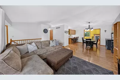 2011 50th Street NW, Rochester, MN 55901 - Photo 5