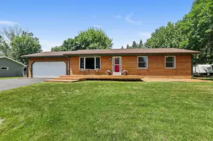 3631 Hillview Ln, Saint Bonifacius, MN 55375 - Photo 1