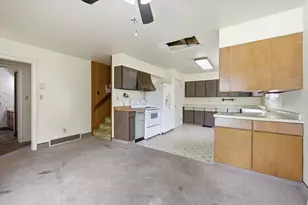 2208 4th Ave W, Hibbing, MN 55746 - Photo 9