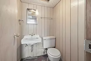 2208 4th Ave W, Hibbing, MN 55746 - Photo 25