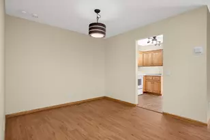4361 Buckingham Ct, Vadnais Heights, MN 55127 - Photo 11