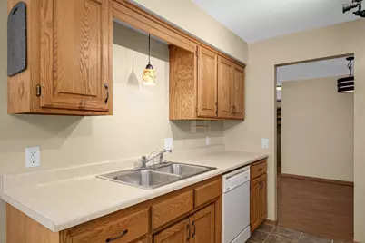 4361 Buckingham Court #1207, Vadnais Heights, MN 55127 - Photo 13