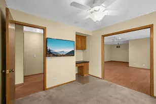 4361 Buckingham Ct, Vadnais Heights, MN 55127 - Photo 17