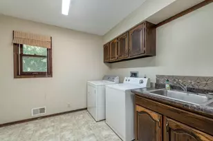 33385 Sibley Heights Ln, Le Sueur, MN 56058 - Photo 17