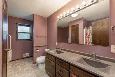 33385 Sibley Heights Lane, Le Sueur, MN 56058 - Photo 15