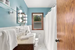 590 Valley Ln, Mendota Heights, MN 55118 - Photo 9