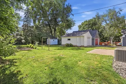 590 Valley Lane, Mendota Heights, MN 55118 - Photo 23
