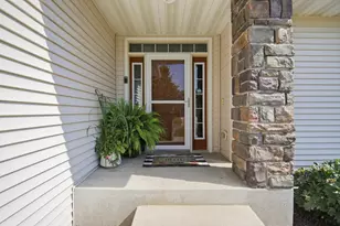 2450 Mossy Creek Dr NE, Owatonna, MN 55060 - Photo 3
