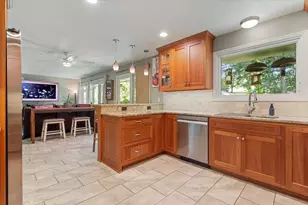 2685 Glenbrook Ave N, Oakdale, MN 55128 - Photo 11