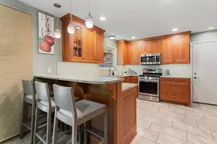 2685 Glenbrook Ave N, Oakdale, MN 55128 - Photo 9