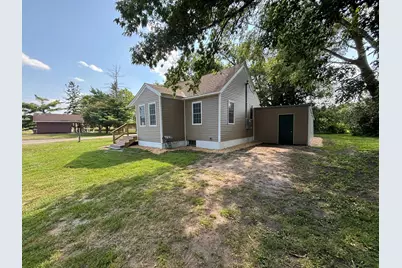 106 1st Avenue SW, Eagle Bend, MN 56446 - Photo 7