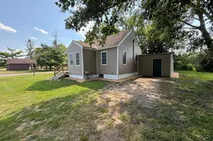 106 1st Ave SW, Eagle Bend, MN 56446 - Photo 7