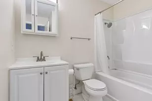 1304 W Medicine Lake Dr, Plymouth, MN 55441 - Photo 21