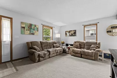 805 3rd Avenue NE, Plainview, MN 55964 - Photo 11