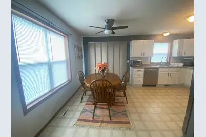 805 3rd Avenue NE, Plainview, MN 55964 - Photo 7