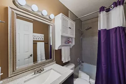 1467 Goodwin Avenue N, Oakdale, MN 55128 - Photo 17