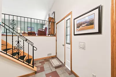 8033 Dakota Lane, Chanhassen, MN 55317 - Photo 9