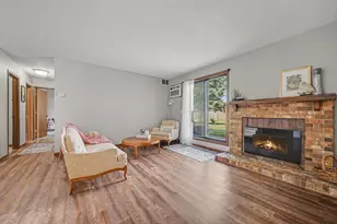 2079 Parkside Dr, Saint Paul, MN 55119 - Photo 3