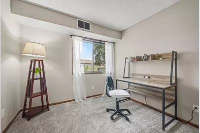 2079 Parkside Drive, Saint Paul, MN 55119 - Photo 15