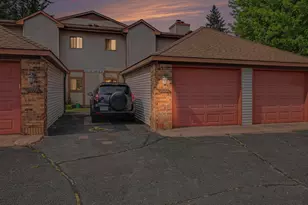 2079 Parkside Dr, Saint Paul, MN 55119 - Photo 25