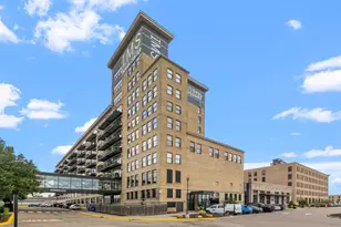 290 Market St, Minneapolis, MN 55405 - Photo 41