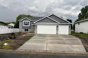 310 Gloria Ave, Green Isle, MN 55338 - Photo 1