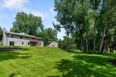 12738 Gordon Drive, Eden Prairie, MN 55346 - Photo 23