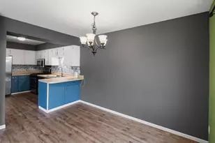 13986 Herald Way, Apple Valley, MN 55124 - Photo 9