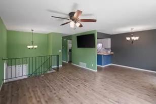 13986 Herald Way, Apple Valley, MN 55124 - Photo 5