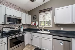 6105 Shamrock Dr, Madison Lake, MN 56063 - Photo 7