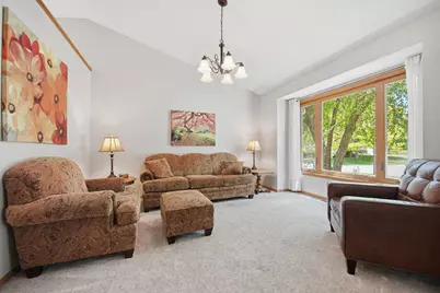 5604 Lone Oak Drive, Savage, MN 55378 - Photo 7