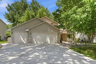 5604 Lone Oak Dr, Savage, MN 55378 - Photo 1