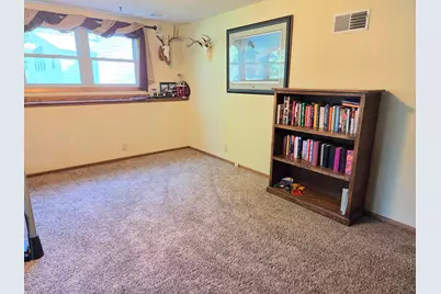 411 Ridge Road, Albert Lea, MN 56007 - Photo 33