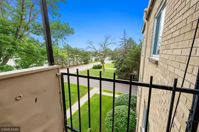 7000 Sandell Avenue #16, Edina, MN 55435 - Photo 5
