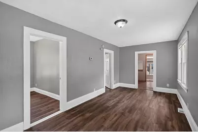 1154 Lawson Avenue E, Saint Paul, MN 55106 - Photo 7