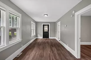 1154 Lawson Ave E, Saint Paul, MN 55106 - Photo 5
