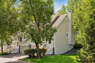 4902 Bayswater Rd, Minnetonka, MN 55345 - Photo 33