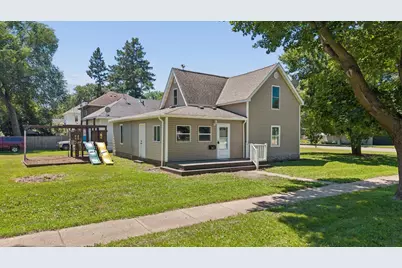 403 S Holcombe Avenue, Litchfield, MN 55355 - Photo 1