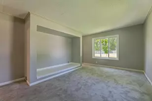 403 S Holcombe Ave, Litchfield, MN 55355 - Photo 5