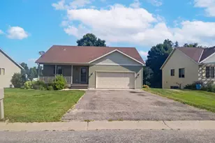 364 Homestead St, Detroit Lakes, MN 56501 - Photo 1