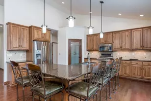 60340 Maverick Ct, Madison Lake, MN 56063 - Photo 5
