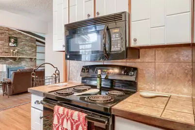 11256 Arrowhead Street NW, Coon Rapids, MN 55433 - Photo 7