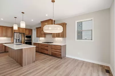 17924 Headwaters Drive, Lakeville, MN 55044 - Photo 7