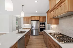 17924 Headwaters Dr, Lakeville, MN 55044 - Photo 5